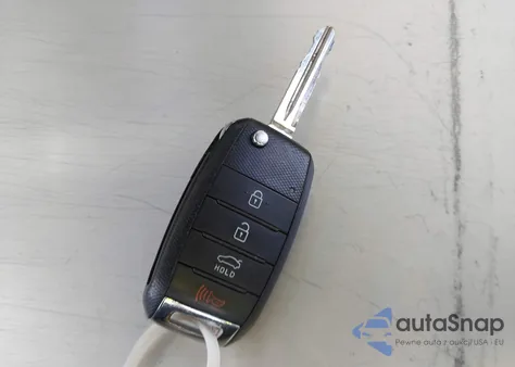 2016 Kia Forte Lx z USA, uszkodzony, nr VIN KNAFK5A88G5631367